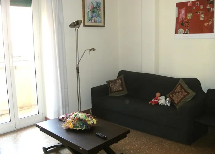 Magnifico Cozy 400m Da Metrob רומא